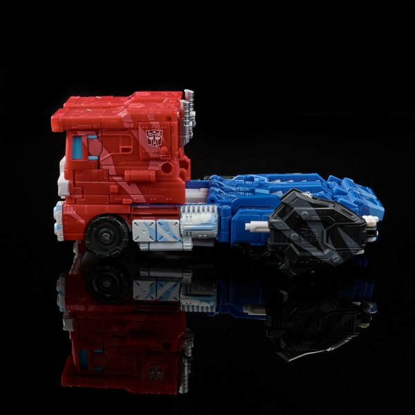Transformers 35th Anniversary Classic Animation Siege Optimus And Megatron New Images 07 (7 of 22)